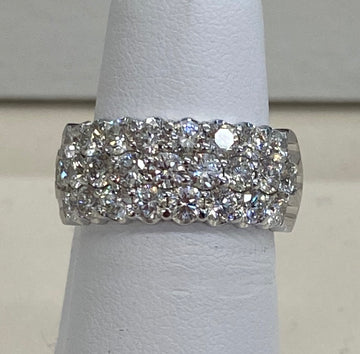 14K white gold 3-row diamond band